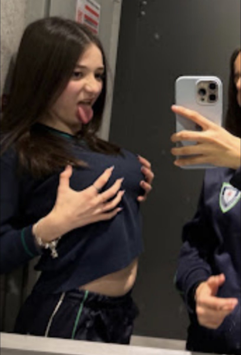 HplkG37938's tweet photo. Las mejores fotos y videos de nuestra pendejita tetona y culona favorita 😍🥵 https://t.co/NvBAIeE3dA