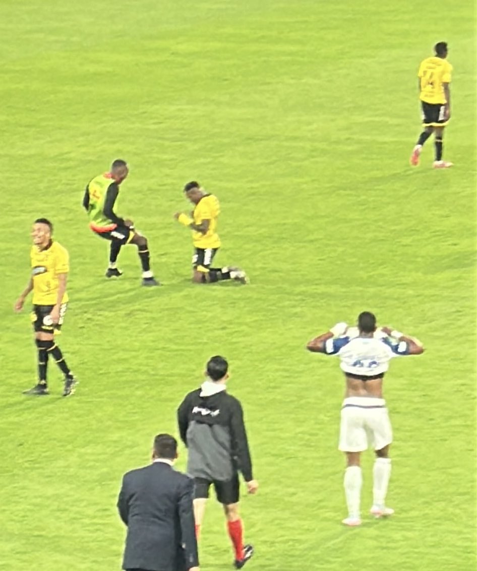 FútbolPasionWeb tweet media