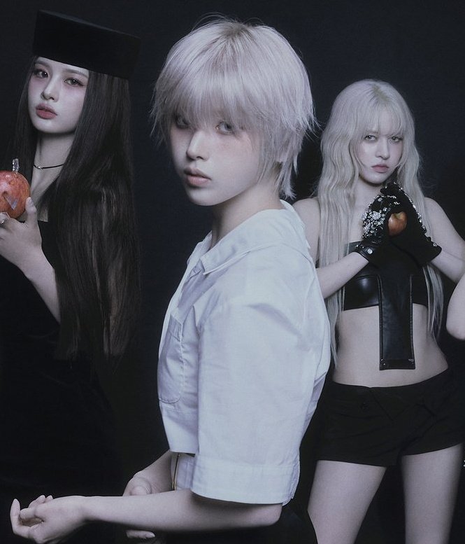 🌊ˣʰ: DEAD AND sea tweet media