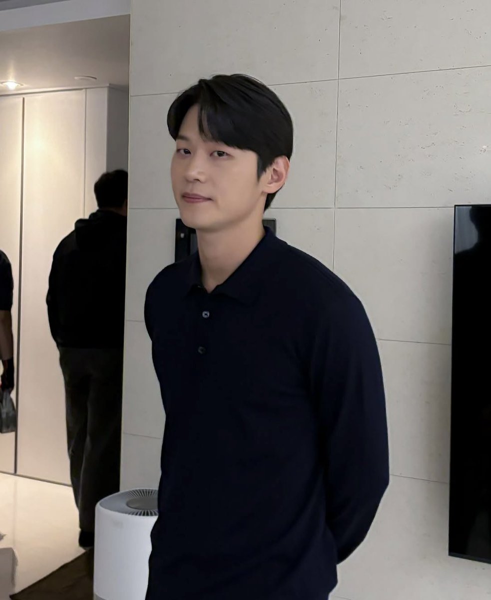 아저씨 모하세요 ❓