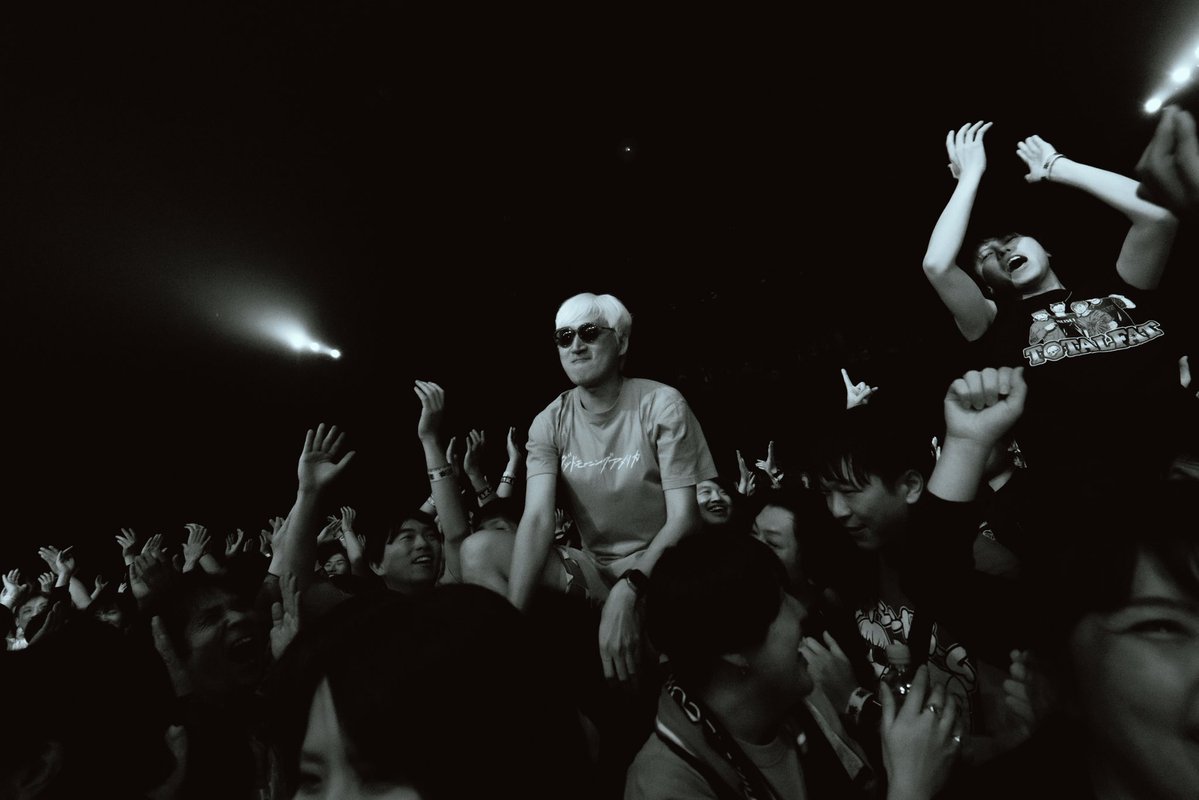 TOTALFAT tweet media