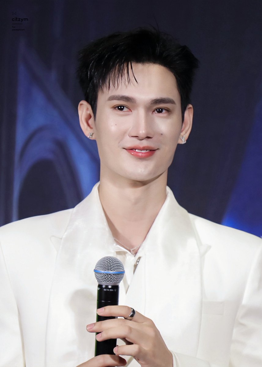 Thup's mama🥺 tweet media