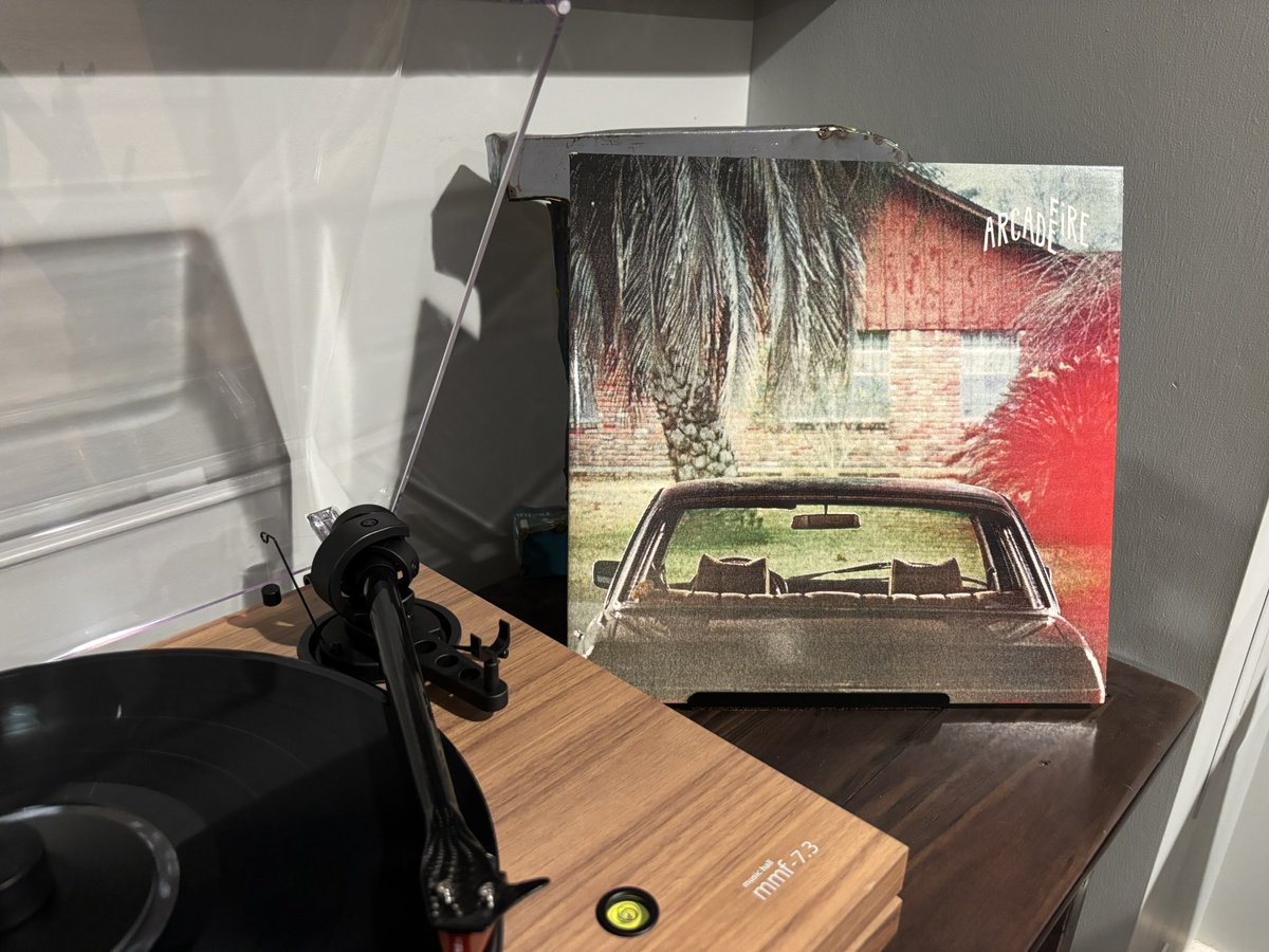 LarrySpinsVinyl's tweet photo. Was this the last rock album to win the Grammy for best album? ‘The Suburbs’ - Arcade Fire. #vinyl #arcadefire #vinylcommunity #vinylcollection https://t.co/NgcF3AQM63