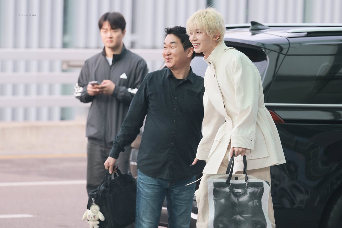 Lullaburrby tweet media