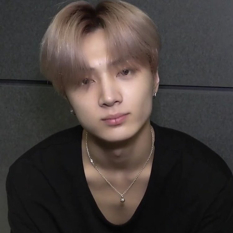 jay media⋆⭒˚.⋆ tweet media