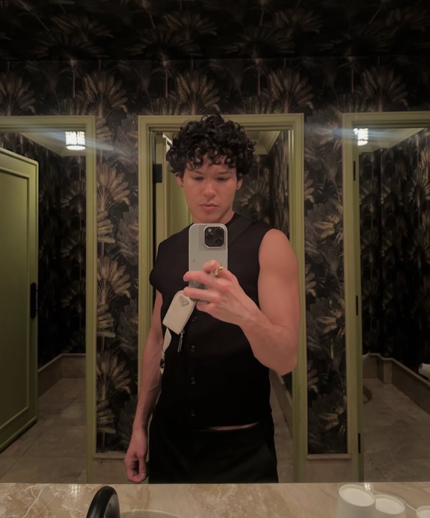 𝐤𝐚𝐭𝐞 ⋆𐙚 tweet media