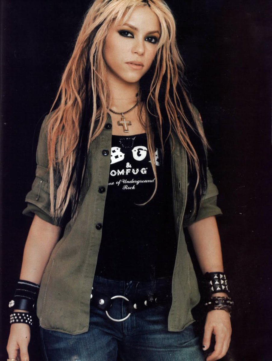 ShakiQuilla's tweet photo. En la primera etapa de la elegibilidad de @shakira al #rockhall ha alcanzado el lugar #4 en la tabla en general!
Hoy se cierran oficialmente las votaciones pero aún podemos aumentar su increible cifra de 735Mil votos! #PoderShakifan!
Vota 🎸 ➡️ https://t.co/vd6tznVTyT https://t.co/IkW0vpQUCq