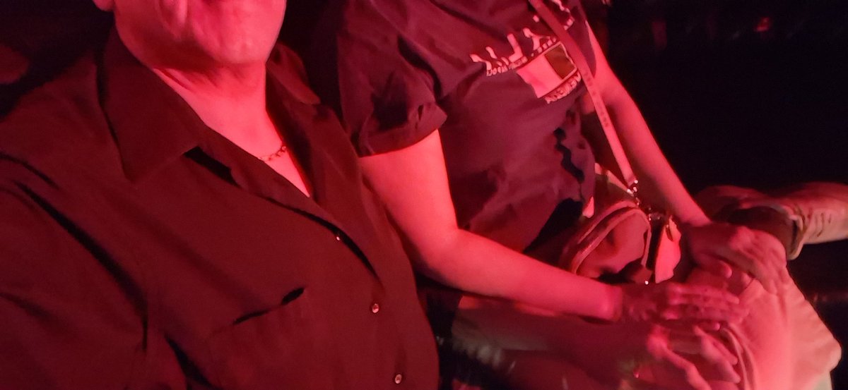 Pareja Bisex Zona Tec tweet media