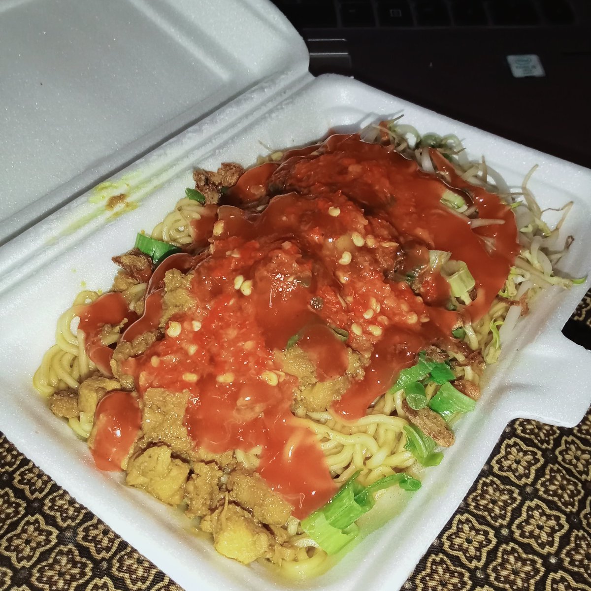 pay gop🅰️y tweet media