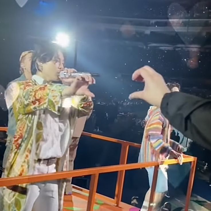 mary,, vi a skz tweet media