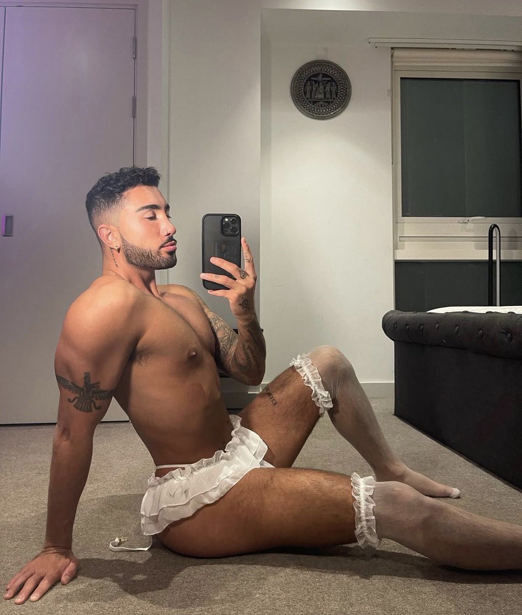 Sexy in lingerie 🤍🔥

<a href="/boymarcopolo/">lil zaddy ★</a>