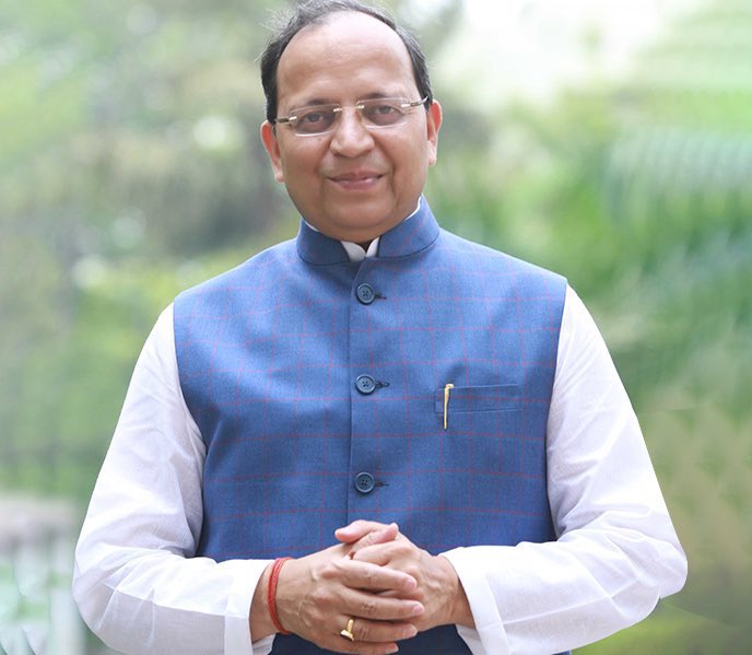 LokendraParasar's tweet photo. भाजपा राष्ट्रीय महासचिव एवं सांसद आदरणीय श्री अरूण सिंह जी को जन्मदिन की हार्दिक शुभकामनाएँ।

बाबा महाकाल से आपके स्वस्थ व सुदीर्घ जीवन की कामना करता हूँ।

@ArunSinghbjp https://t.co/MLirQK0Ctp