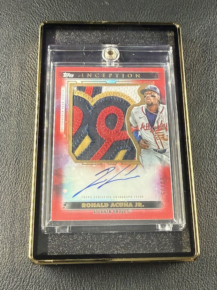 Another day, another Braves card! Love this beauty of an Acuña!