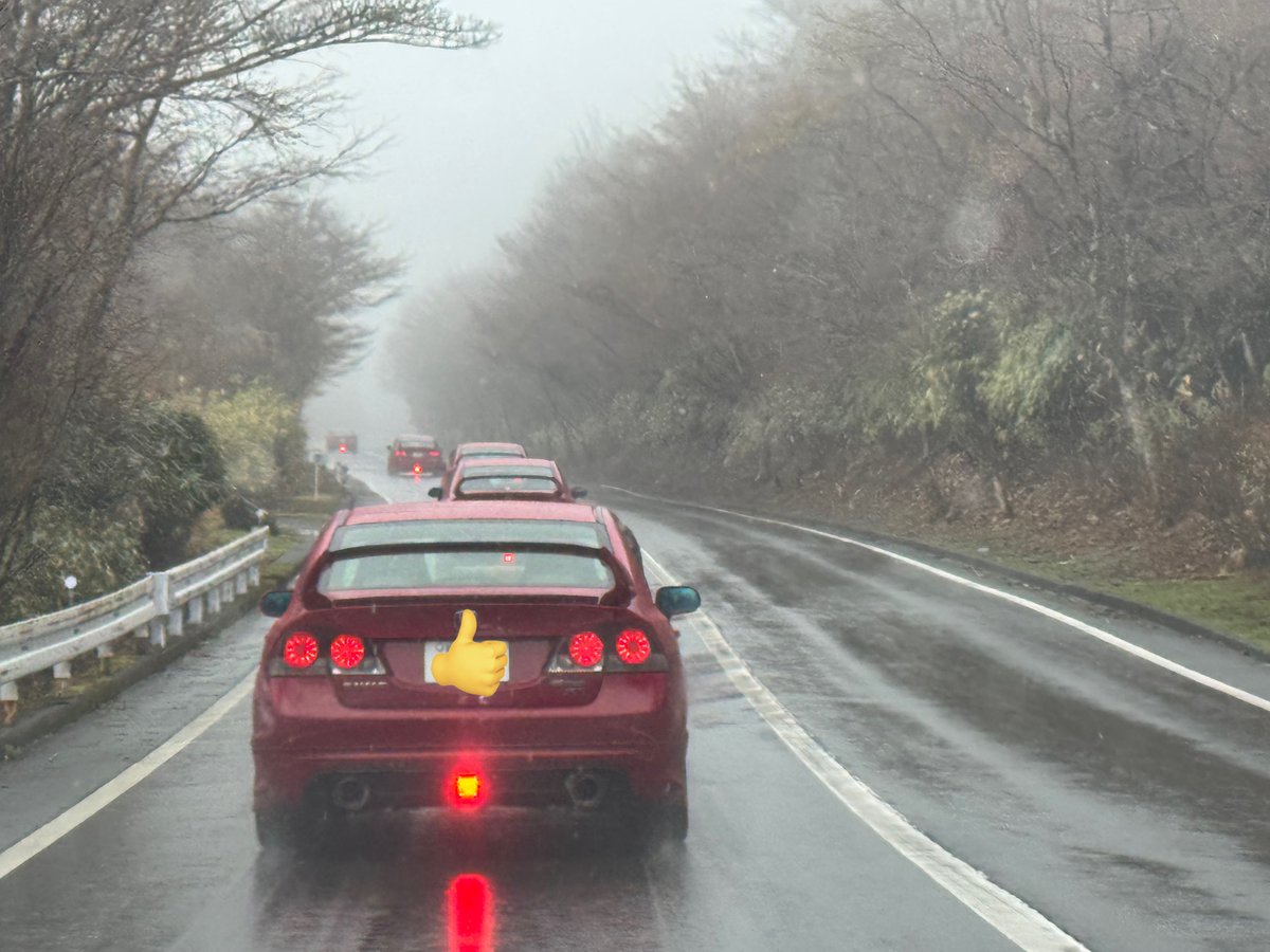 ぎゃらん tweet media