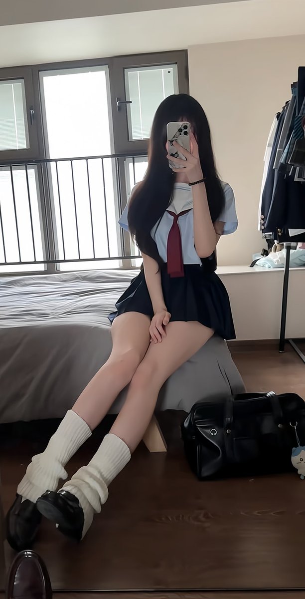 JoshuaNealw's tweet photo. dd处对象吗？暑假奔现那种～ https://t.co/Fii8eEkRxn