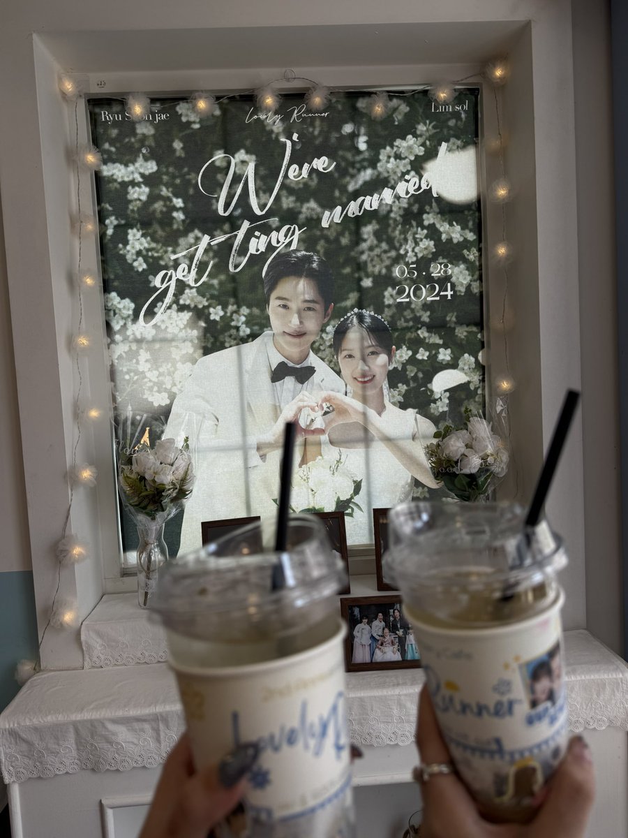 xxvcliz's tweet photo. 벌써 2주년이라니 시간이 진짜 빠르네요…
2주년 생카에도 오게 돼서 너무 행복해요 🥹💛💙
솔아 선재야 잘 지내고 있지? 앞으로도 계속 행복해야 해 💫
생카 분위기도 너무 좋아서 보고 있는 내내 행복했어요 🥰🥹 오늘도 다들 행복한 하루 보내세요 🌸

#다시_봄_우리가_사랑한_소년소녀 #선재업고튀어