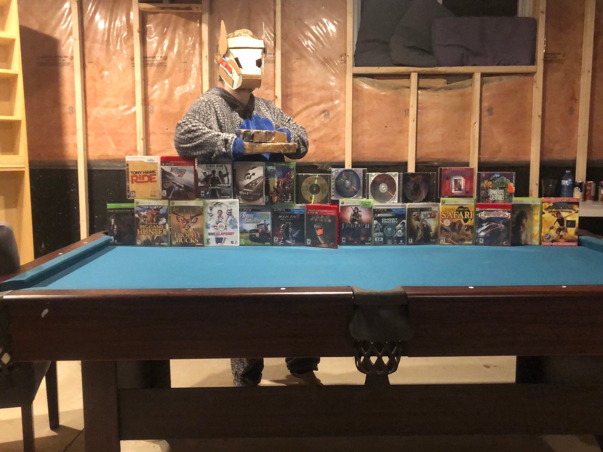 glitch3665's tweet photo. Happy fursuit Friday here is what I have collected this week and last month 

#furry #FursuitFriday #furryfandom #protogen https://t.co/lu9XHaQR1T