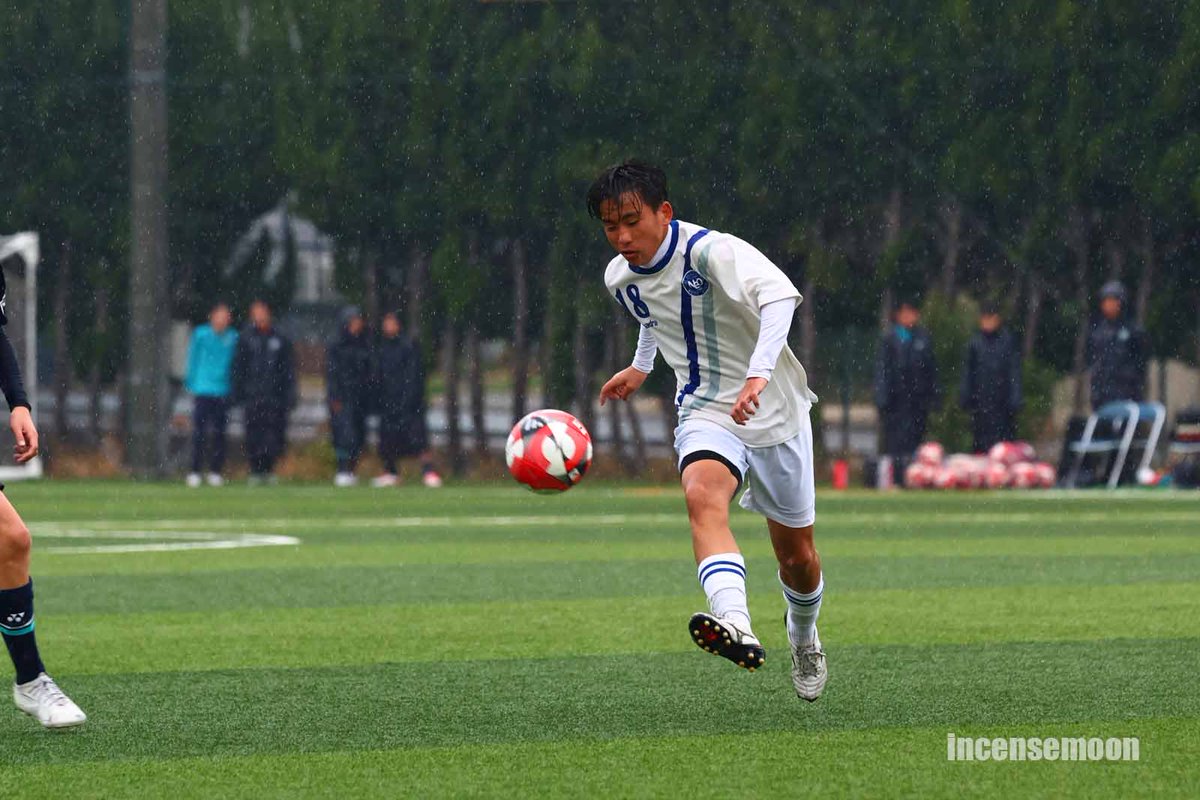 fumayumu's tweet photo. 2026.3.22
福岡県U15リーグ1部
FC NEO vs アビスパ福岡B

なんと！！
ついに三男くんも！！
サッカーしてる姿をincensemoonさんに
見てもらえる日が🥹✨✨

7年前、聖和のインターハイ予選の時は
カメラ📷に興味津々でincensemoonさんに弟子入りしてたのが懐かしい☺️

感慨深い日に✨感謝です🙏✨ https://t.co/UmKMkkJcS8