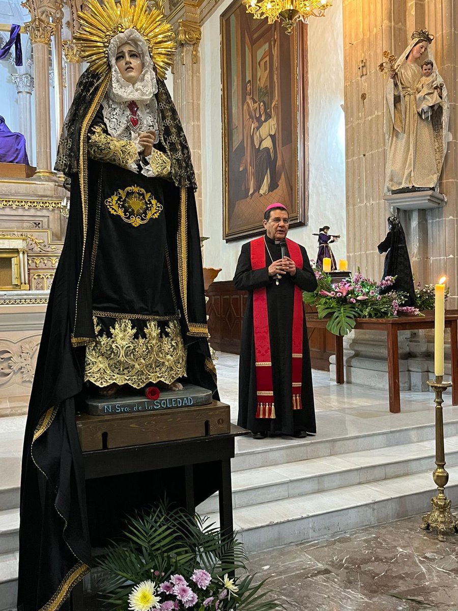 eqmisionero's tweet photo. Final de la procesión del silencio, nos encomendamos a María Santísima. https://t.co/kG0FFMA8El