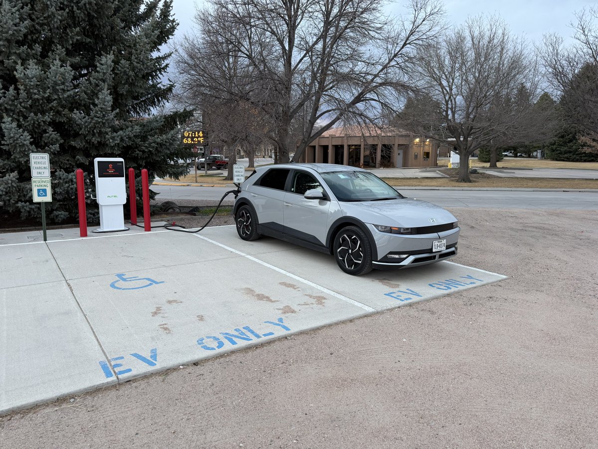 The Ioniq 5 is a charging beast, but it’s nice to slow down and enjoy dinner while using our 40kW charger in Potter, Nebraska. The charger is located next to multiple great restaurants!