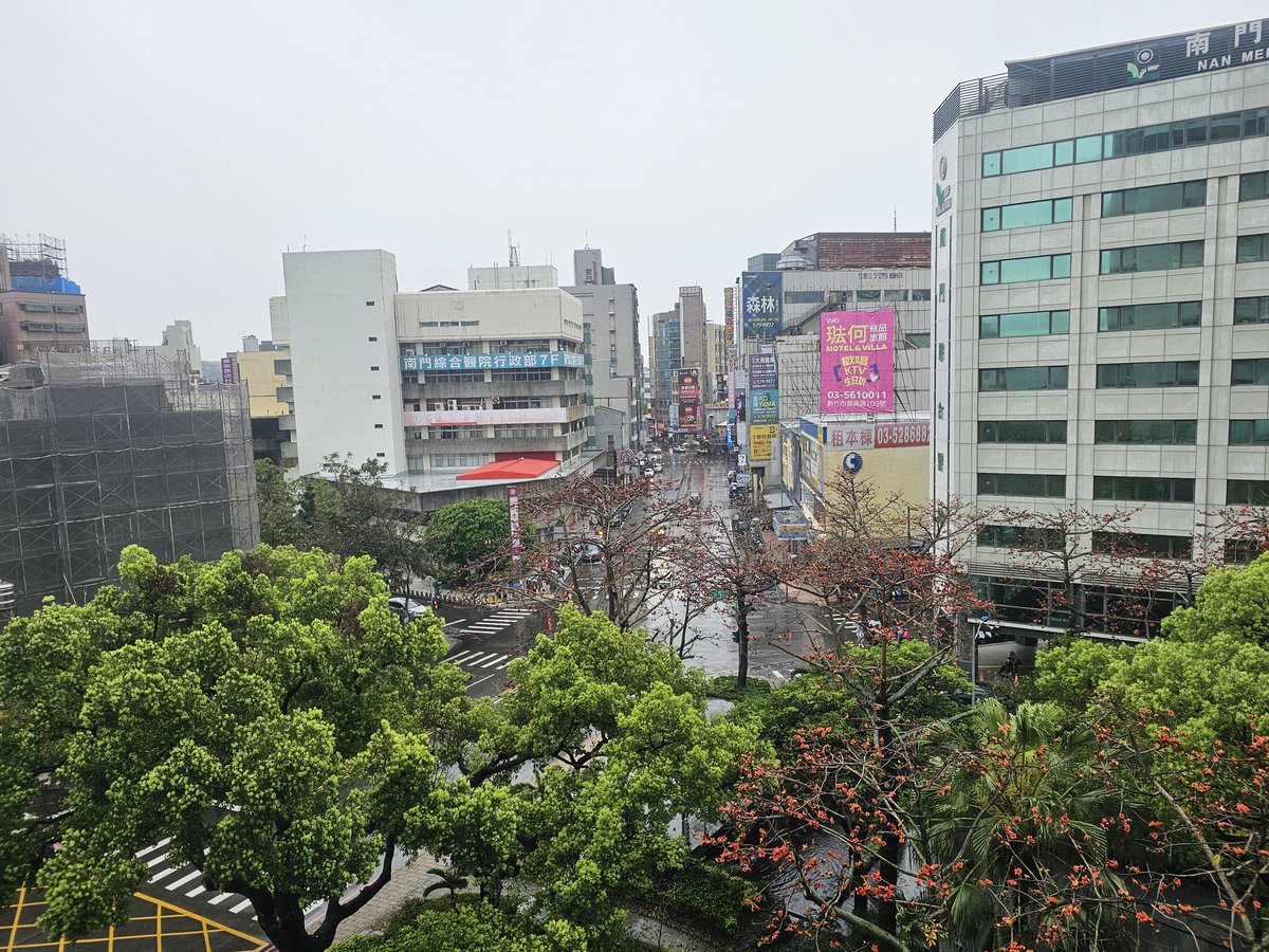 sunny 🍷🍹🍸 tweet media