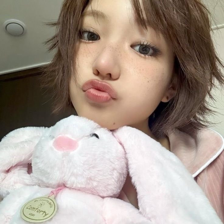 ۫ ꣑ৎ emma tweet media