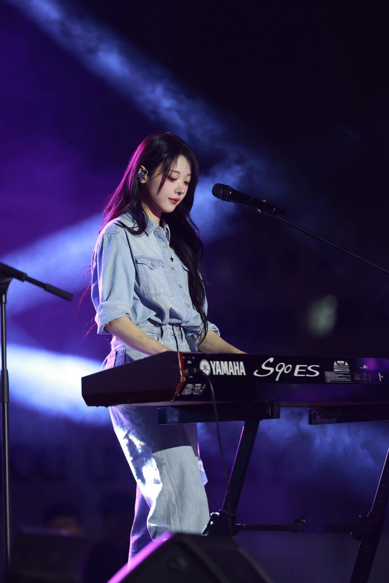 official_QWER's tweet image. 아주대 좋아해📢🌕

#QWER #A-Log #아주대