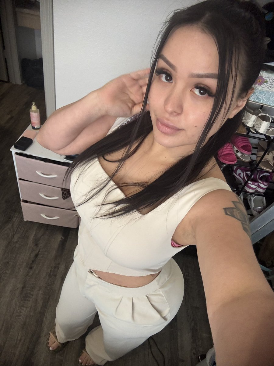 Celeste from Texas tweet media