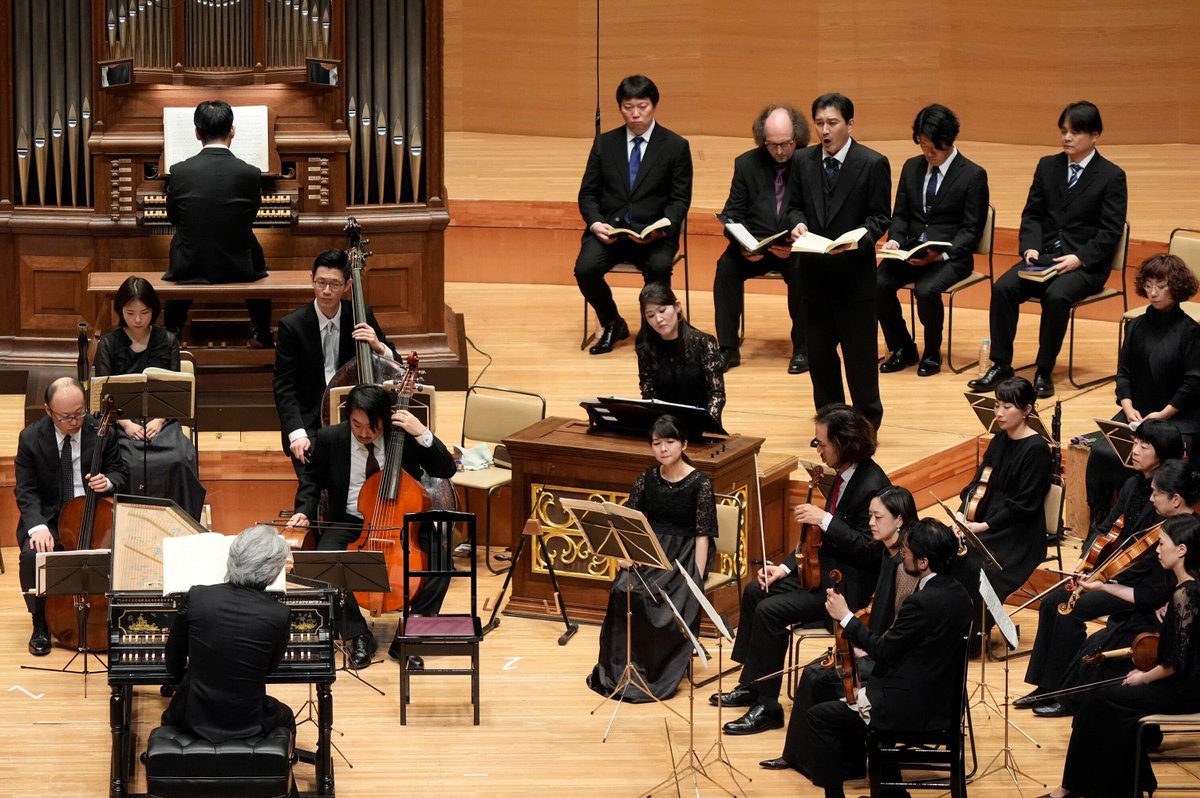 bach_collegium's tweet image. 本日、《マタイ受難曲》聖土曜日公演を開催いたします🎻

🗓️2026年4月4日 13:15開場／14:00開演
📍サントリーホール

🎼J. S. バッハ《マタイ受難曲》BWV 244

当日券は13:00より、S席・A席のみ当日券売り場にて販売中です🎫

あいにくのお天気となっておりますので、