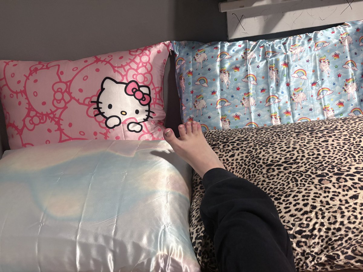 princess katie tweet media