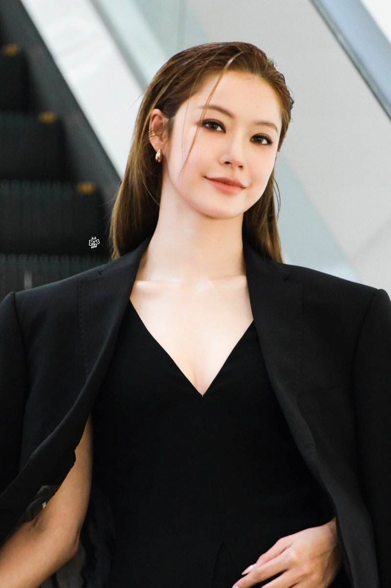 Jari25.2🧁 tweet media