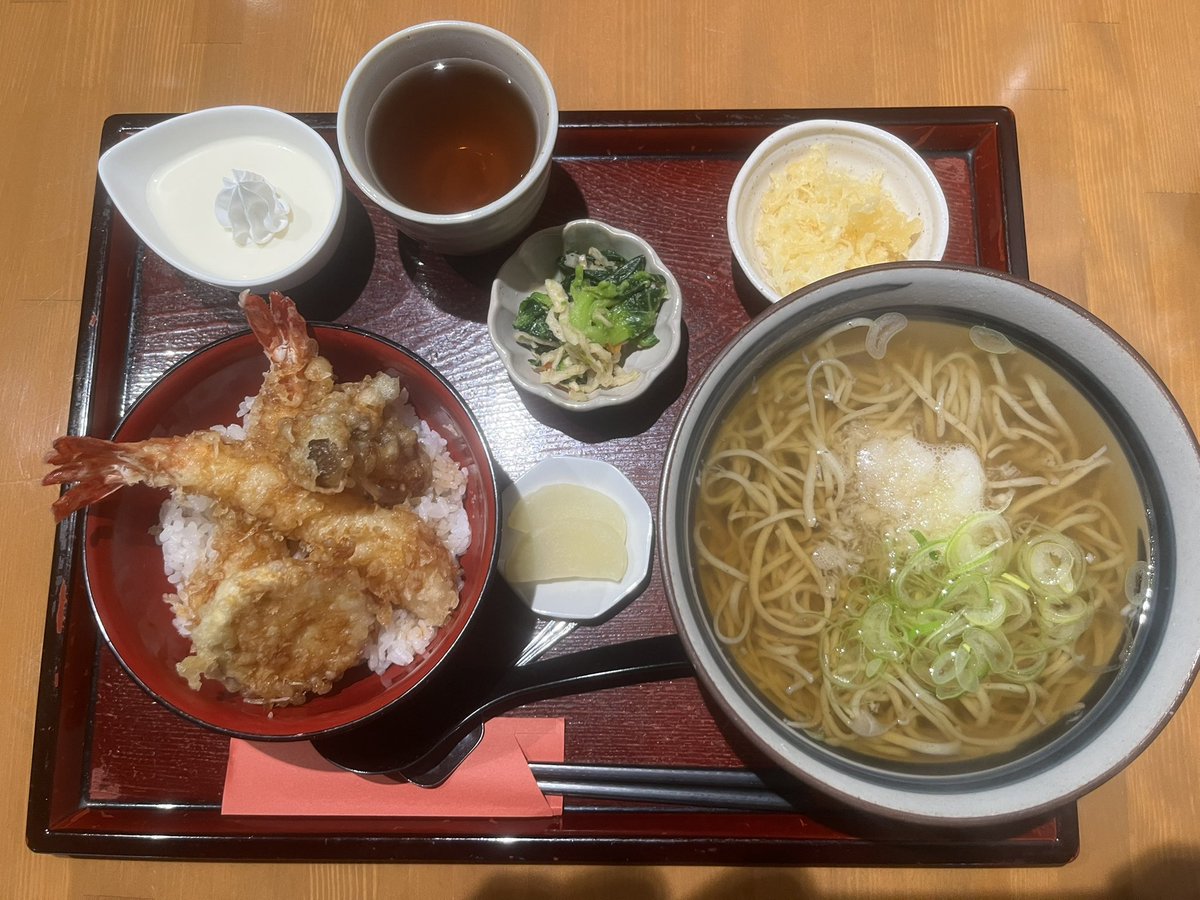 cherry2000 tweet media