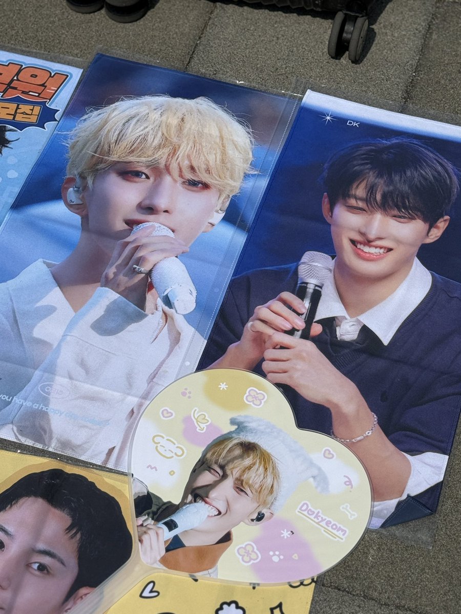 For happiness tweet media