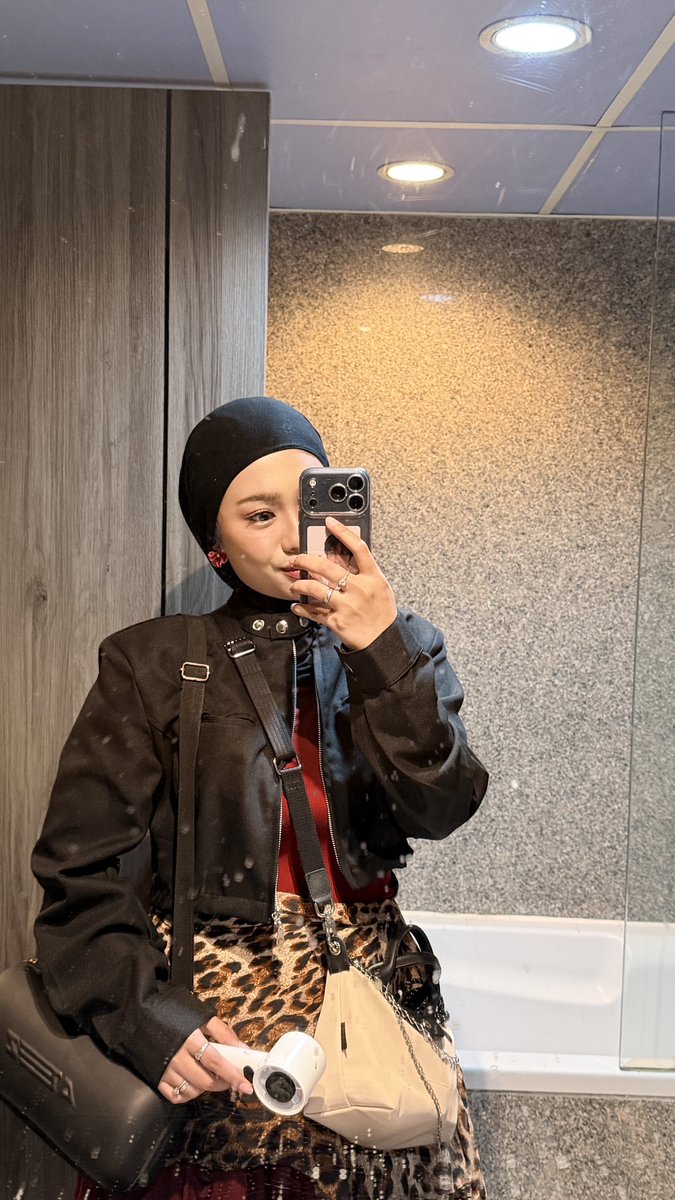 day ♡ tweet media