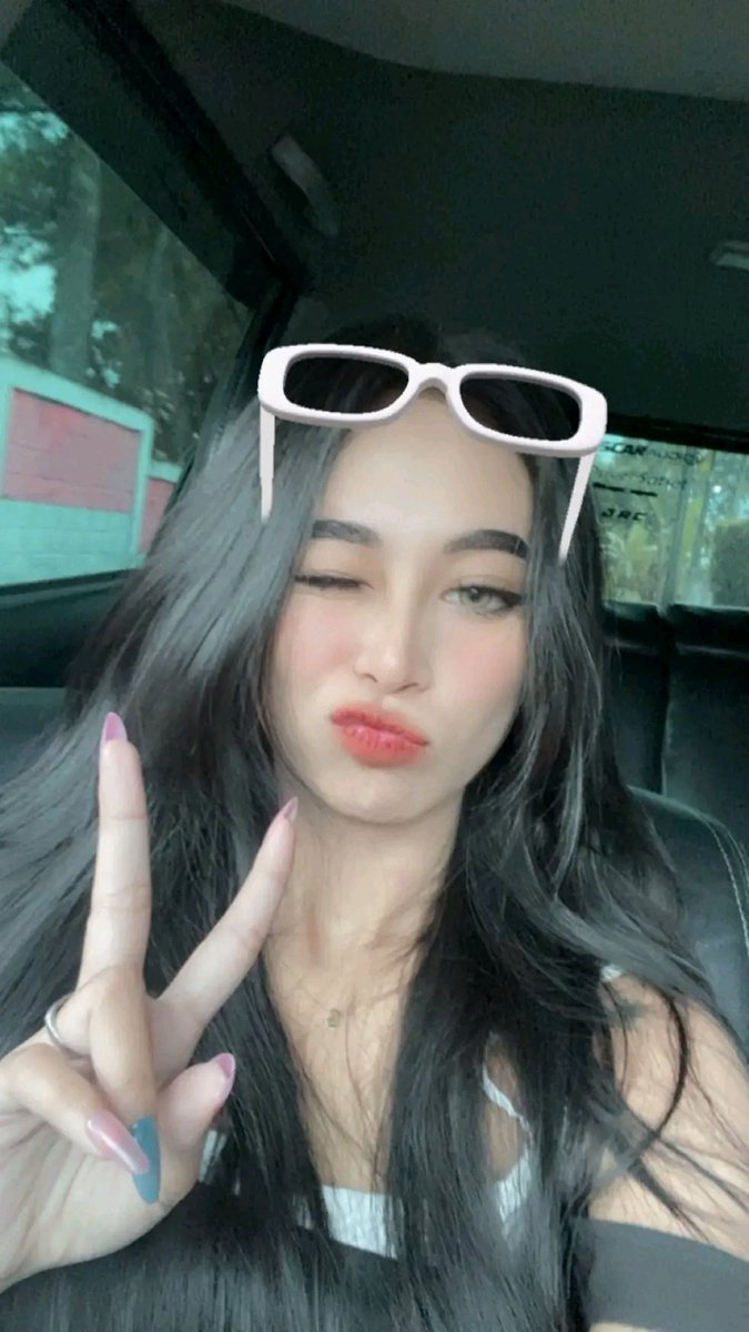 lisdaamelia97's tweet photo. Long weekend nya gini gini aja huhu.. https://t.co/wpyMYTLkDp