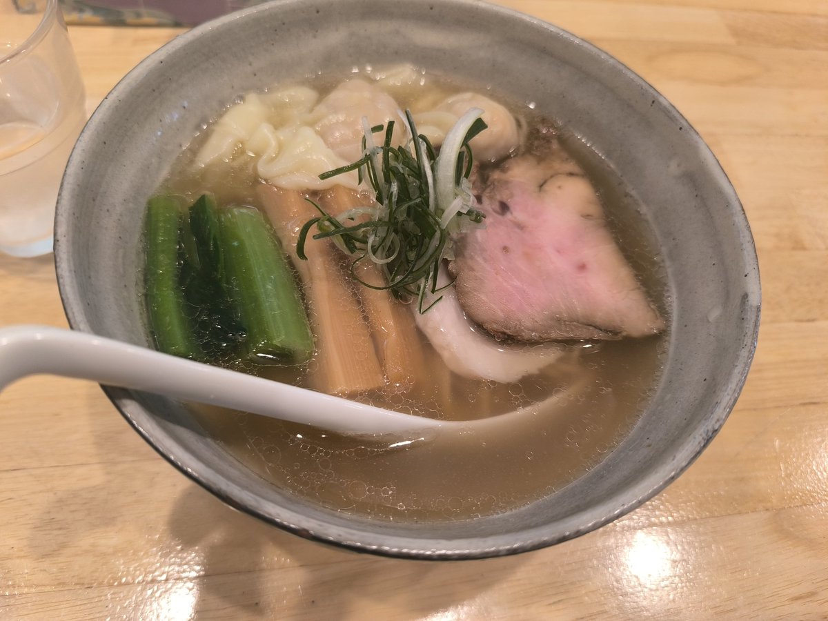 紅茶まん tweet media