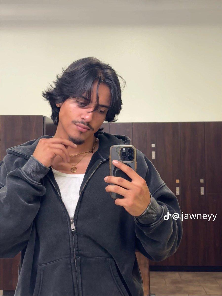 NativeGirlsBiteBack tweet media