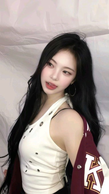 moneyormymind's tweet photo. #연능 #멤놀 #여깨 #맘눌뎀
이안이 놀아줄사아람 https://t.co/FD9wmGCscL