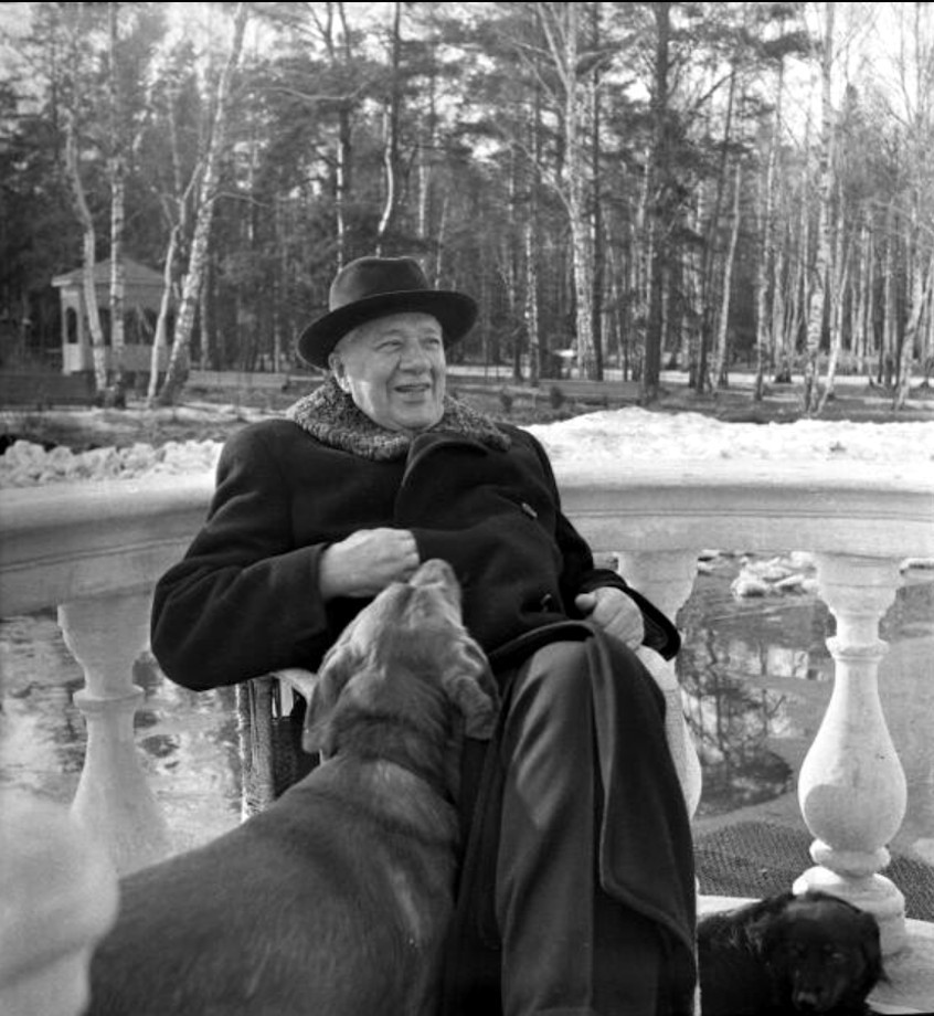 ｅｎｄｅａｖｏｕr ☩ tweet media