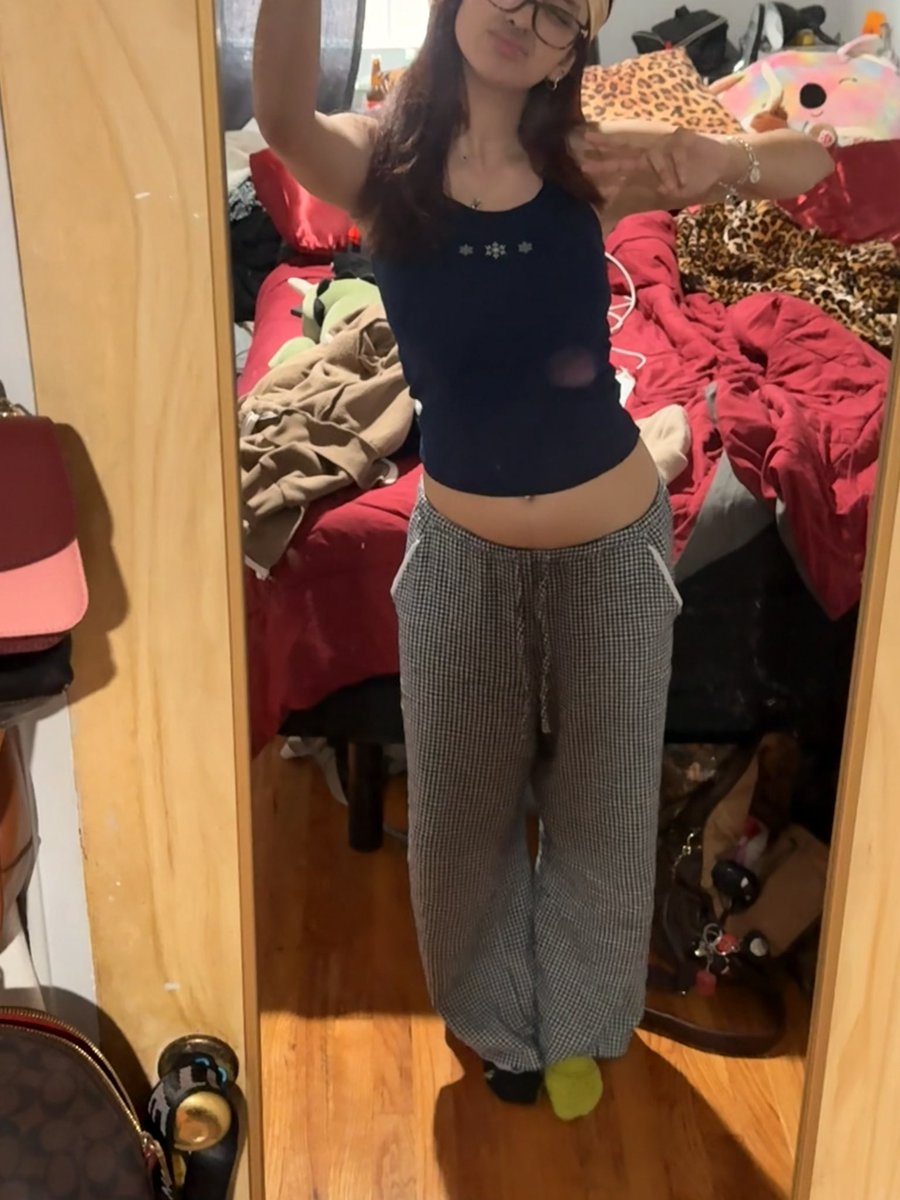 ari 🧸 tweet media