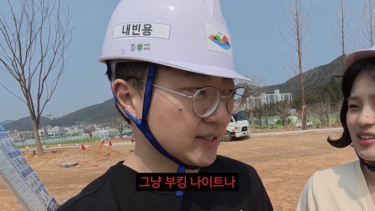 북극성 tweet media