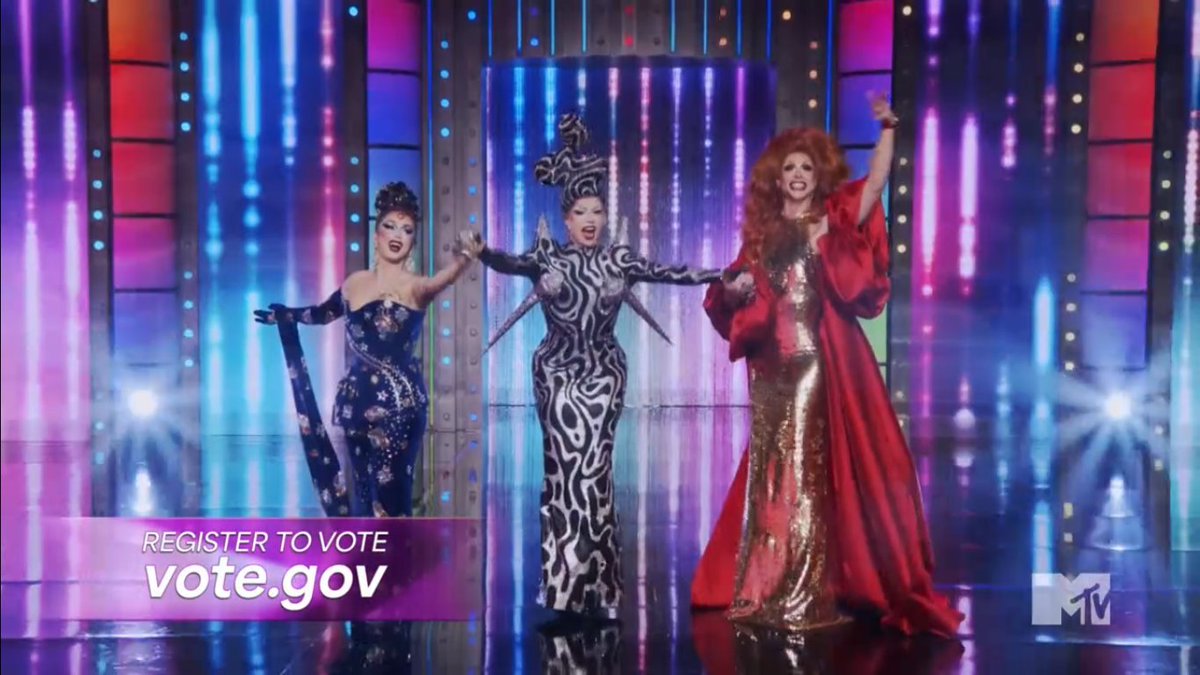 dragliciouz's tweet photo. Top 3 formado, vocês estão torcendo para quem: #TeamMyki, #TeamNini ou #TeamDarlene? https://t.co/8jmWqa2FWZ