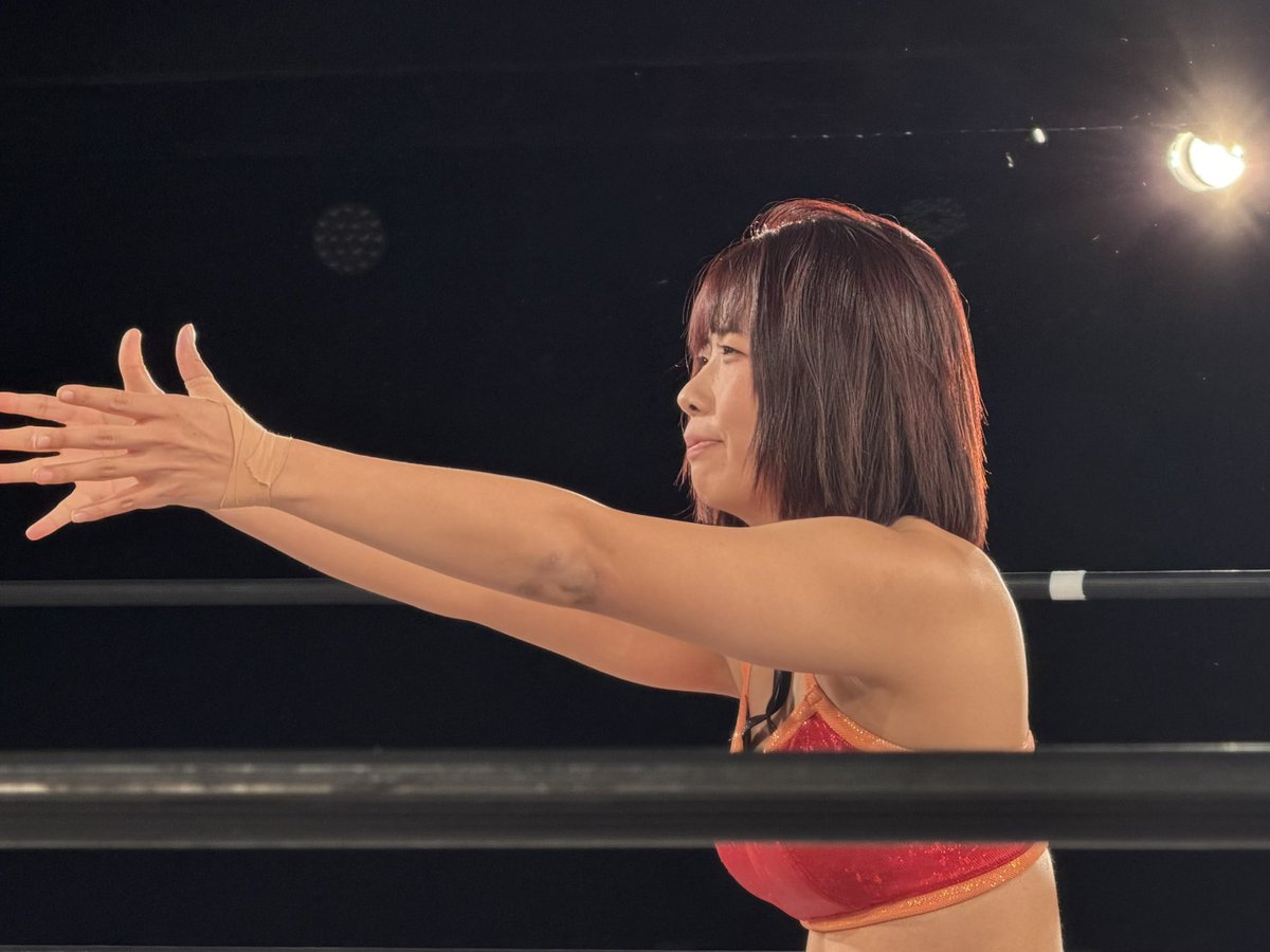 スマックダウン tweet media