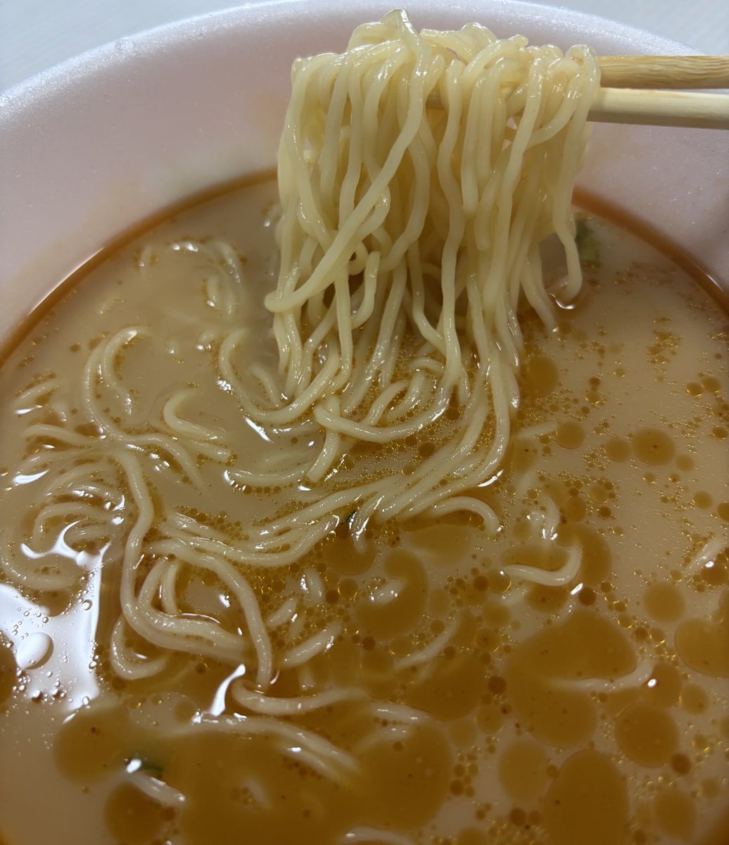 下Ｒ上ＬＹＢＸＡ tweet media