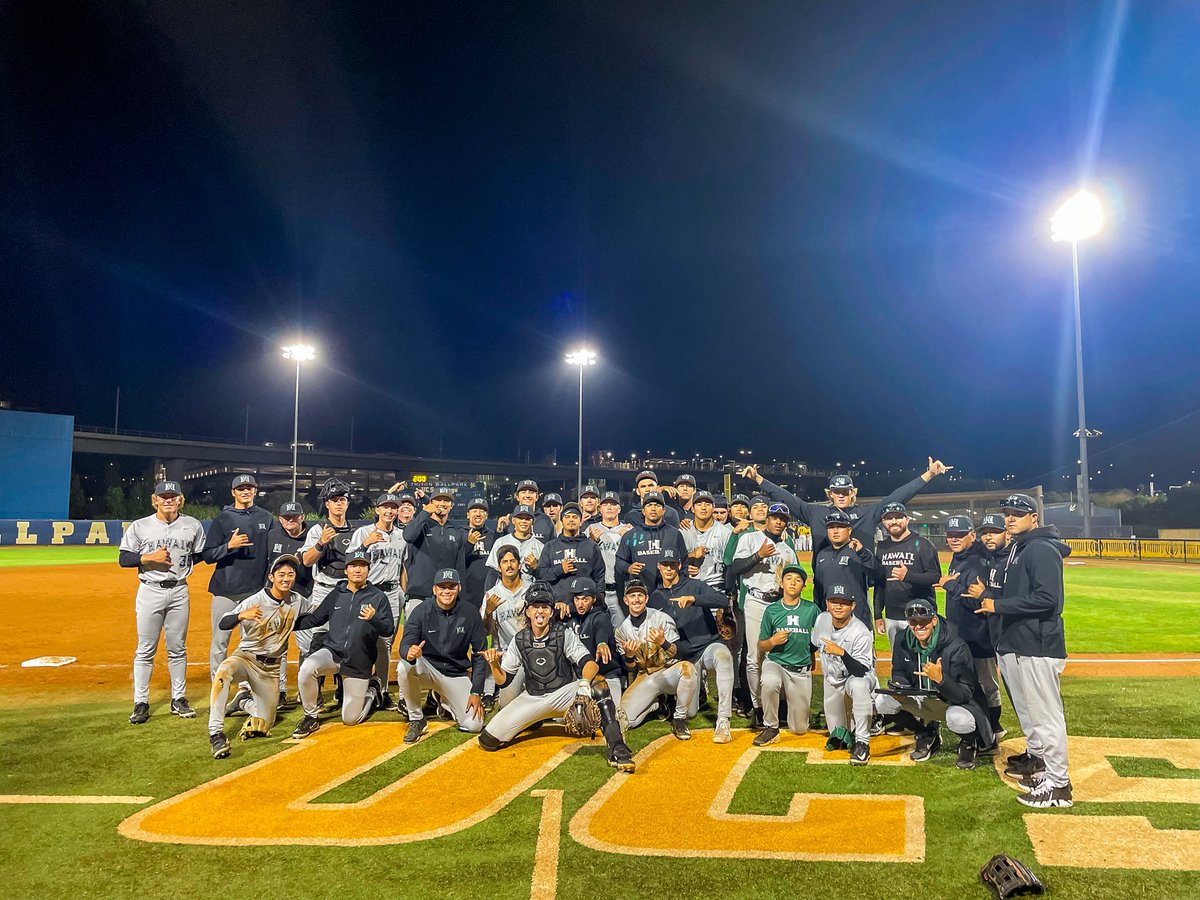 Hawaii Baseball tweet media