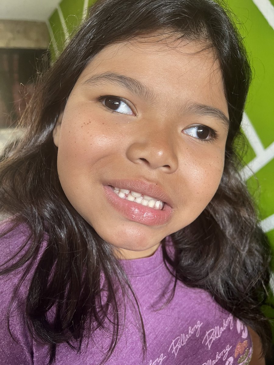 marianita tweet media