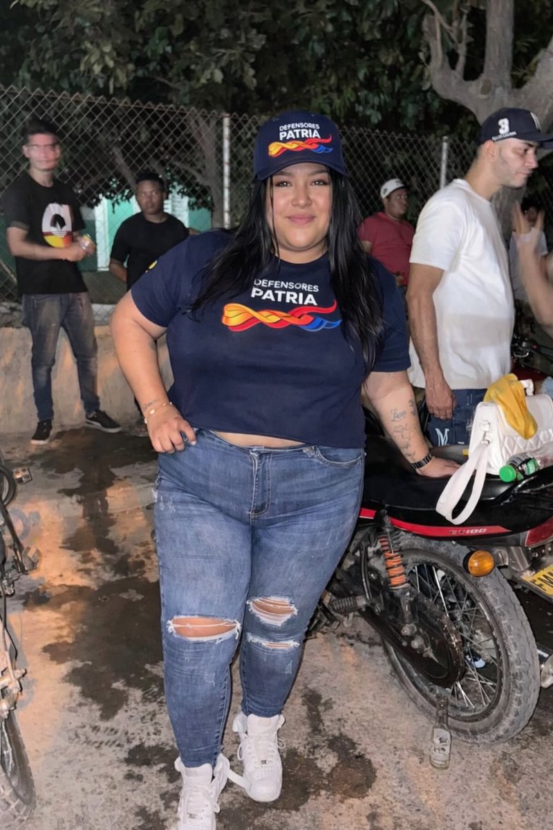 Alicia en el pais del sagrado corazón tweet media