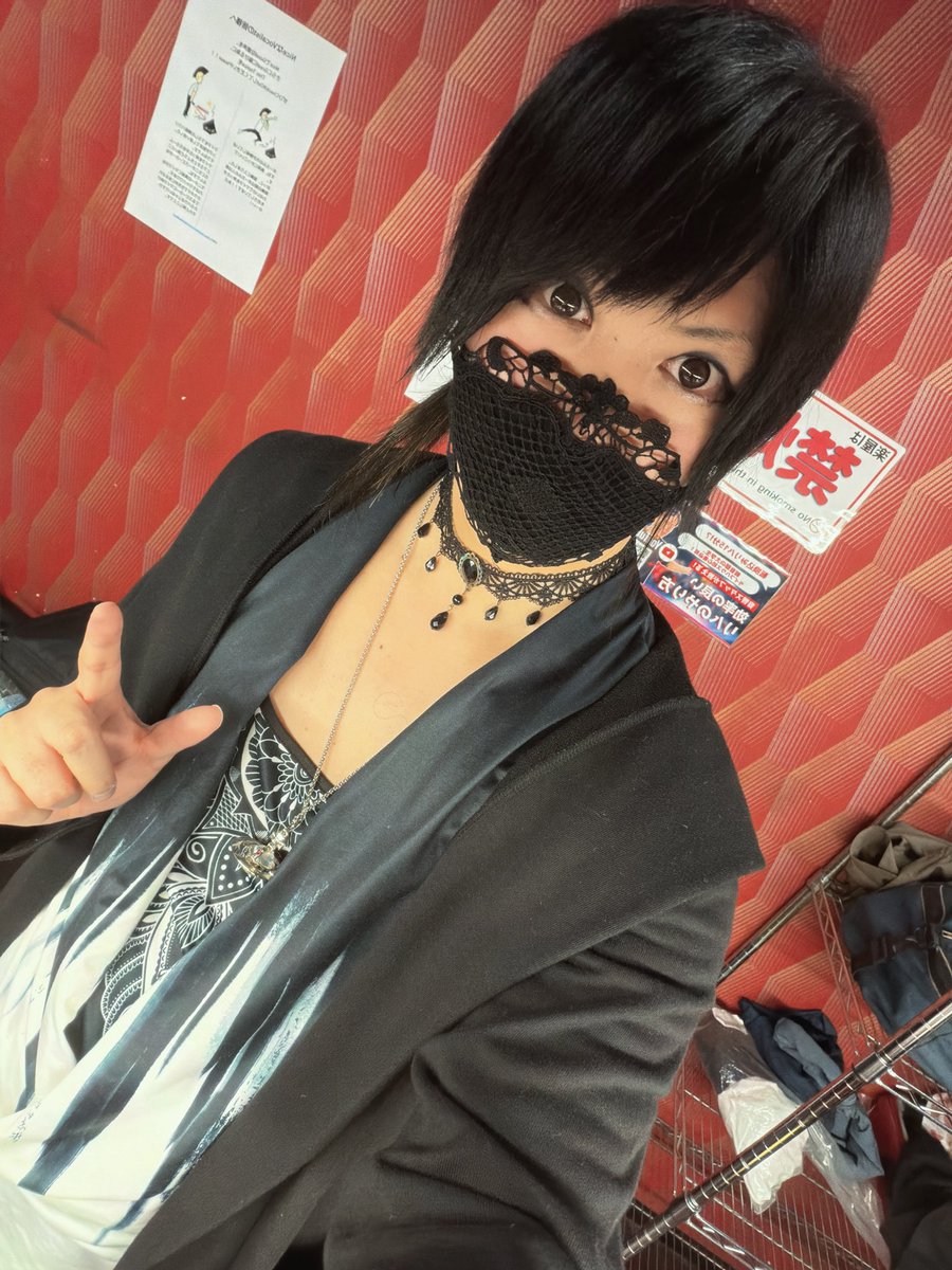 まーひ tweet media