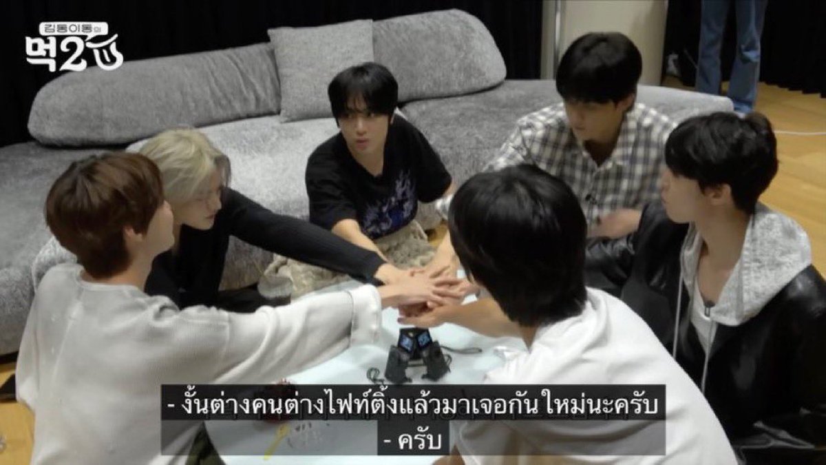 ข้าวผัดกุ้ง ྀི♡ 🥯🥨 tweet media