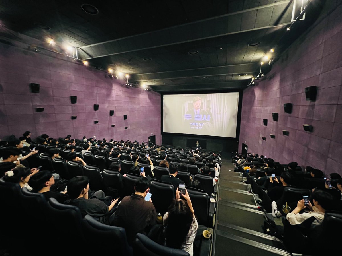 레드아이스엔터테인먼트 tweet media
